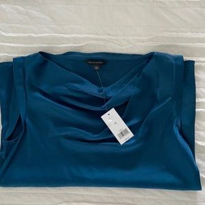 Sleeveless drape neck blouse